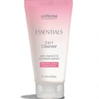 Очищающее средство Oriflame Essentials 3 in 1 Cleanser "Витамин Е"