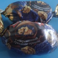 Конфеты Мануйлов "Чернослив в шоколаде с грецким орехом"