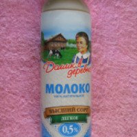 Молоко "Домик в деревне" легкое 0.5%