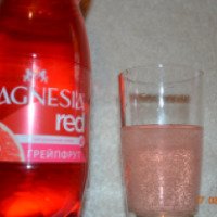 Напиток безалкогольный газированный Карловарские минеральные воды Magnesia red