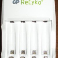 Аккумуляторное зарядное устройство GP Recyko GPAR01GS210B-CR4
