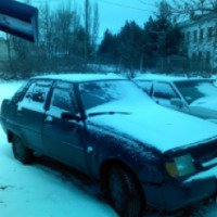 Автомобиль ЗАЗ 1103 Славута - седан