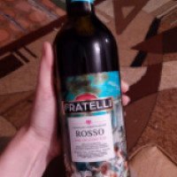 Вино столовое полусладкое красное Fratelli Rosso