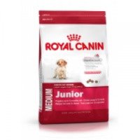 Корм для щенков собак средних размеров Royal Canin