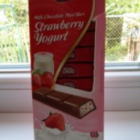 Шоколад Mister Choc Strawberry Yogurt