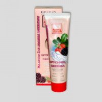 Молочко для снятия макияжа Active fruits Брусника и Ежевика