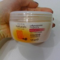 Маска для волос Avon Naturals "Совершенная гладкость" с медом и маслом жожоба