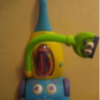 Интерактивная игрушка Hasbro Playskool "Дасти говорящий пылесосик"