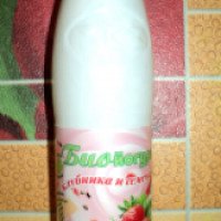 Биойогурт фруктовый питьевой Молочный комбинат Ставропольский