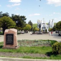 Сквер с мемориальным комплексом "Сыновьям Родины - вечная память" (Молдова, Кишинев)