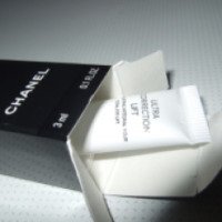 Интегральный лифтинг уход для контура глаз Chanel Ultra Correction Lift