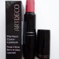 Увлажняющая помада ArtDeco Perfect Color Lipstick