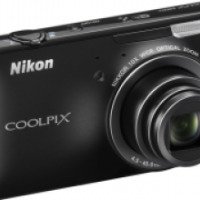 Цифровой фотоаппарат Nikon Coolpix S800C