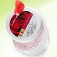 Крем-суфле для тела Avon Naturals "Красная роза и персик" увлажняющий