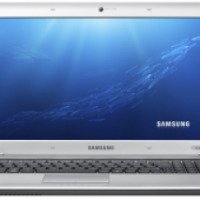 Ноутбук Samsung RV520-S01