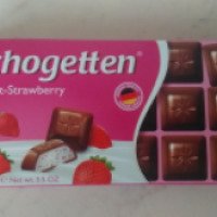 Молочный шоколад Schogetten "Клубничный йогурт"