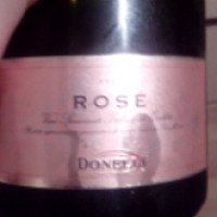 Вино игристое жемчужное розовое сухое Donelli ROSE