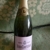 Шампанское Новосветское розовое полусладкое