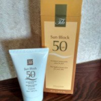 Солнцезащитный крем для лица Tegoder Cosmetics Sun Block SPF50