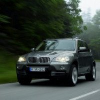 Автомобиль BMW X5 E53