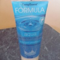Гель для умывания Compliment "Formula Aqua" для чувствительной кожи