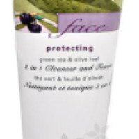 Очищающее и тонизирующее средство для лица Avon Naturals "Зеленый чай и Олива" 2 в 1