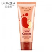Питательный крем для ног BioAqua Foot Cream с медом