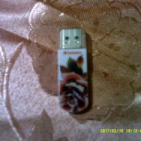 USB flash накопитель Verbatim Store N Go