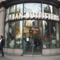 Магазин одежды Urban Outfitters 