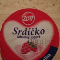 Йогурт Zott Srdicko