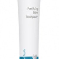 Зубная паста Dr.Hauschka Med Fortifying Mint Toothpaste