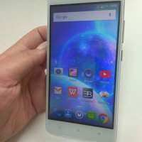 Смартфон FlyCat 5003