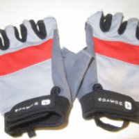 Перчатки для фитнеса и тренажерного зала Domyos "Body"