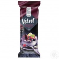 Мороженое Лимо Velvet со вкусом маскарпоне и наполнителем "лесные ягоды"