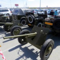 Выставка военной техники около Технопарка (Россия, Тюмень)