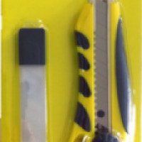Выдвижной нож с запасными лезвиями FixPrice
