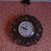 Настенные часы "Кварц"
