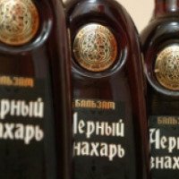 Бальзам Минский завод виноградных вин "Черный знахарь" на основе экстрактов из ягод и трав