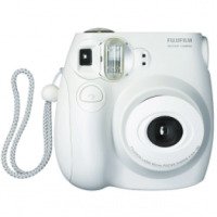 Цифровой фотоаппарат Fujifilm instax mini 7s