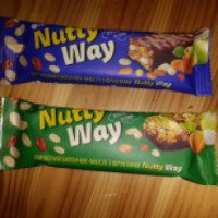 Ореховые батончики-мюсли с фруктами РИФ Nutty Way