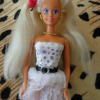 Кукла Hasbro Beautiful Bows Sindy