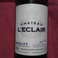 Вино столовое полусладкое красное Chateau l'eclair Merlot Таманская винная компания-Кубань