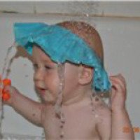 Шапочка-козырек для мытья головы ребенка