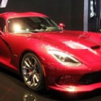 Автомобиль Dodge Viper седан