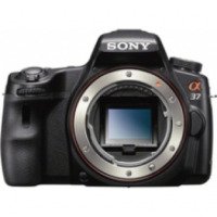 Цифровой зеркальный фотоаппарат Sony Alpha SLT-A37