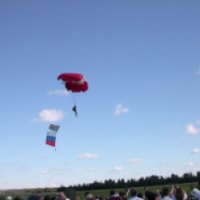 Прыжки с парашютом на аэродроме "Ермолино" (Россия, Калужская область)