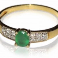 Кольцо с изумрудом и бриллиантами Zarina