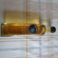Греческий алкогольный напиток ракия Black Captain