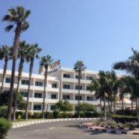 Отель Dome Beach Hotel & Resort 4* 