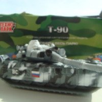 Коллекционная металлическая модель ТехноПарк "Танк Т-90"